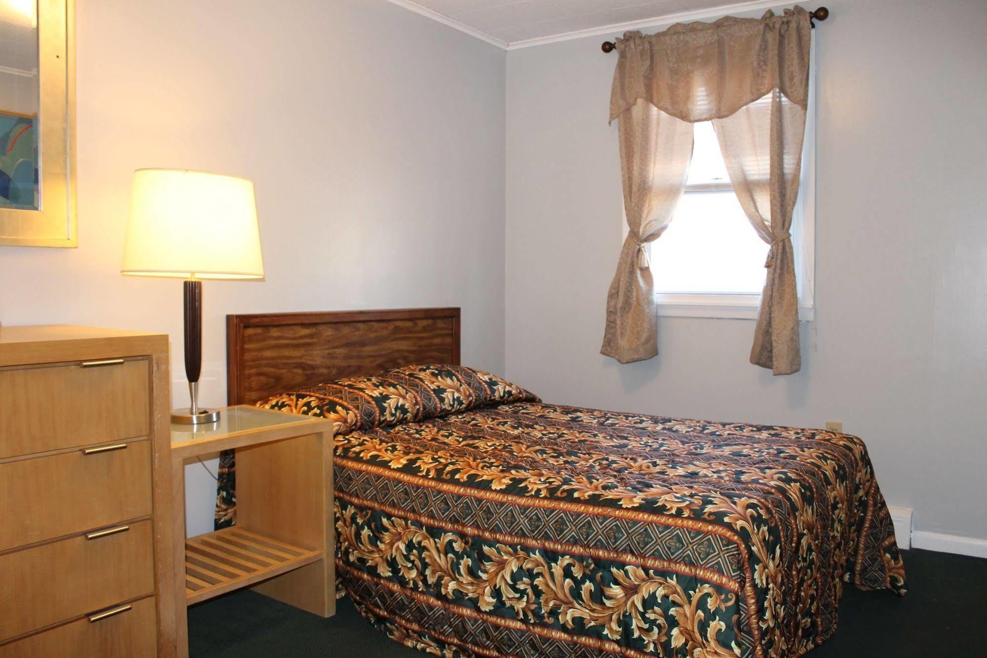Motel Montreal Λίμνη George Εξωτερικό φωτογραφία